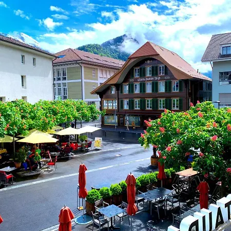 Modern With Alps Scenic Views And Concierge By Swisshut Casa de férias